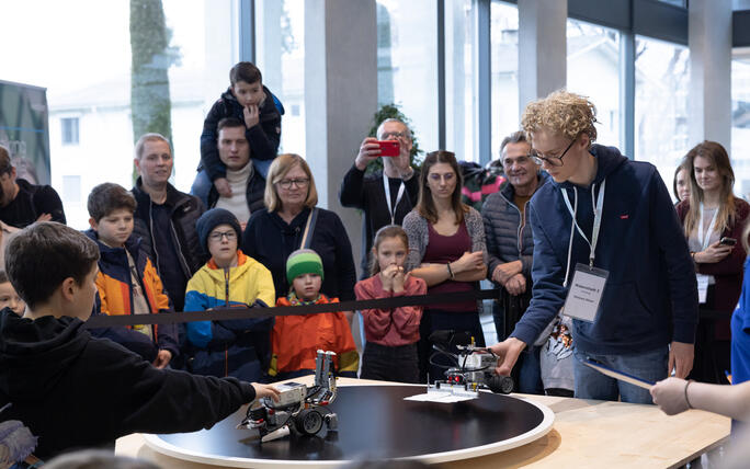 Robo-League bei der Ivoclar in Schaan