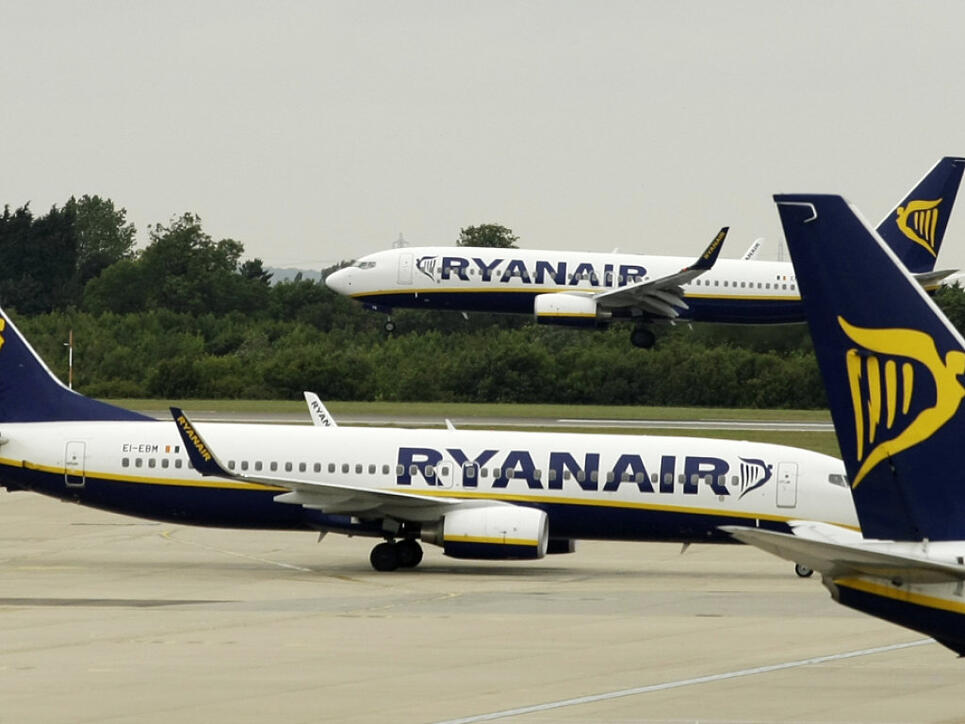 Der Billigfluggesellschaft Ryanair dürfte just zu Ostern ein Streik in Portugal drohen. (Archivbild)