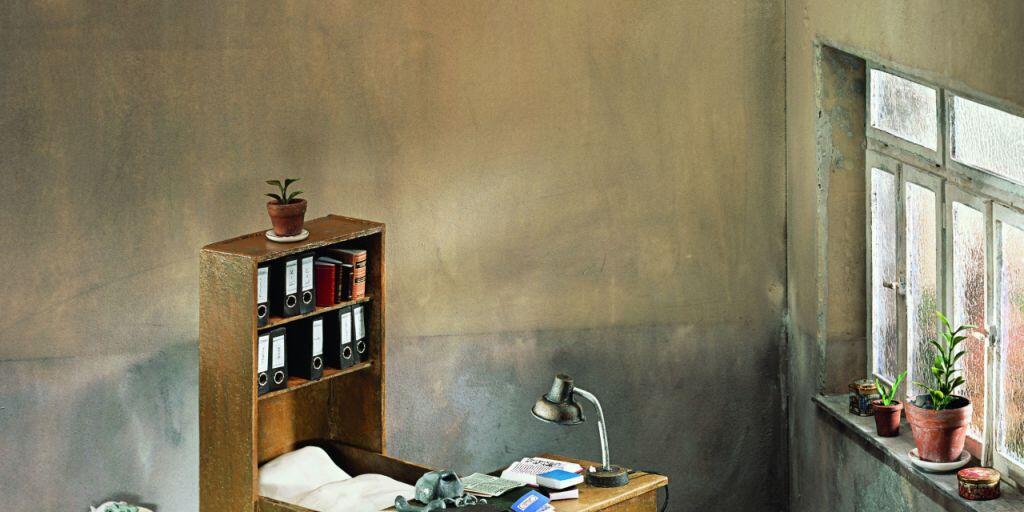 Die Installation "Büroschlaf" (2010) von Frank Kunert ist vom 3. Dezember 2017 bis 22. April 2018 in der Ausstellung "Cupboard Love" im Gewerbemuseum in Winterthur zu sehen.