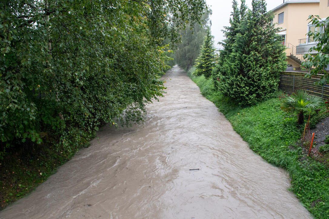 Hochwasser Rhein und Kanal