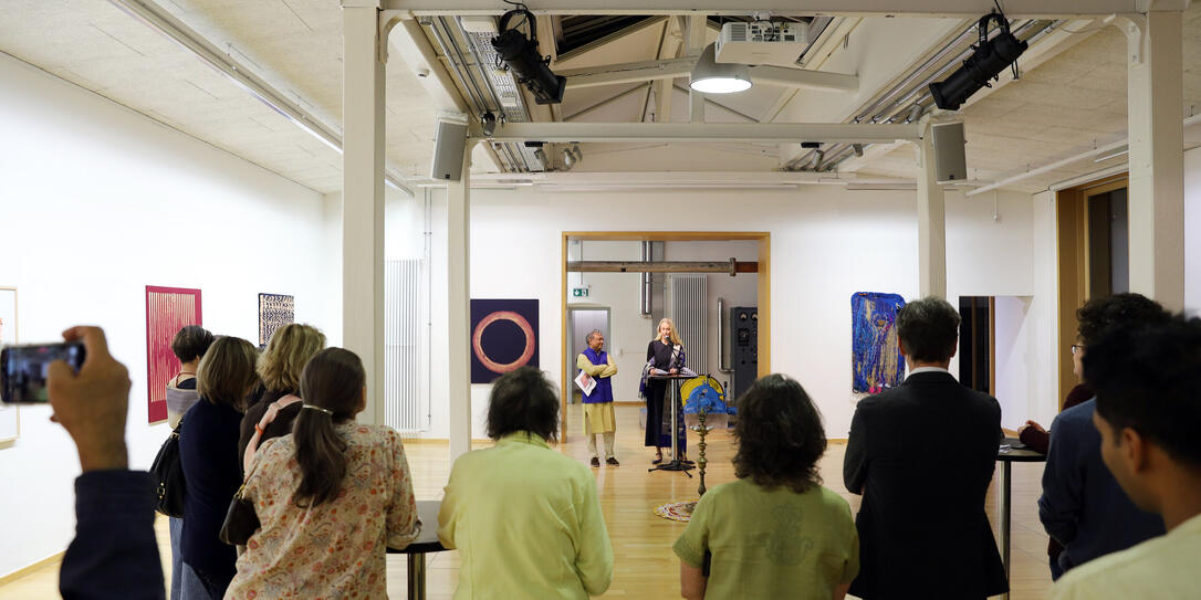 Eröffnung India Week 2025 mit der Ausstellung von Beate Frommel