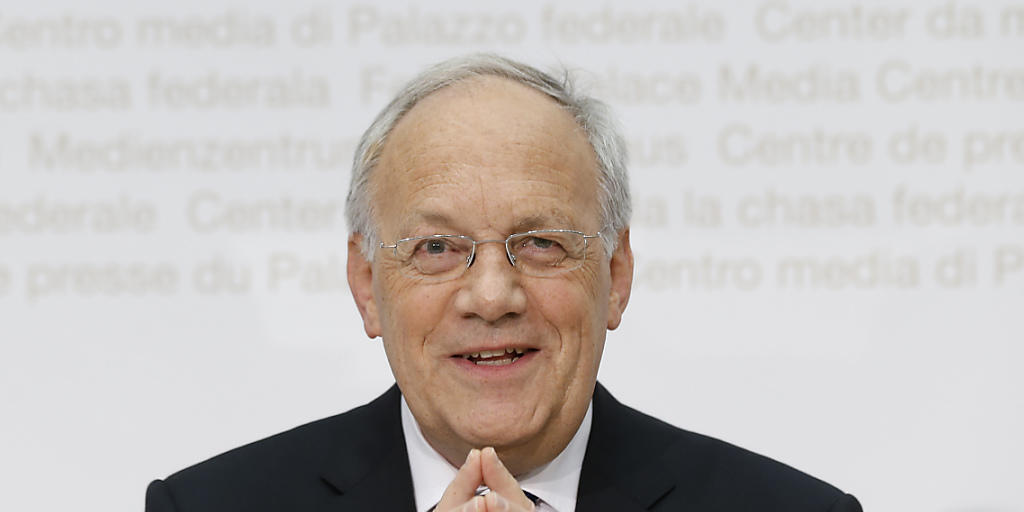 Johann Schneider-Ammann hält trotz den jüngsten Entwicklungen an seiner Iran-Reise fest (Archiv).