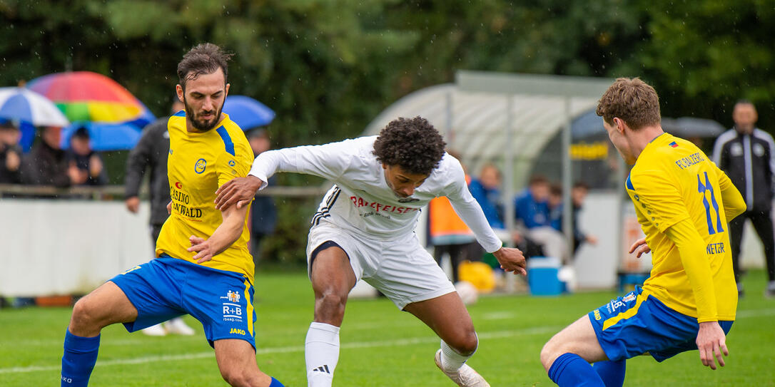Nach der unglücklichen Niederlage gegen Seefeld, will Balzers-Coach Zarn den nächsten Heimsieg einfahren. Nach der unglücklichen Niederlage gegen Seefeld, will Balzers-Coach Zarn den nächsten Heimsieg einfahren.