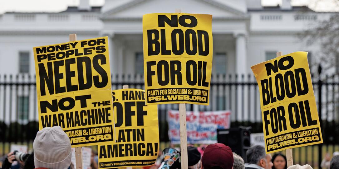 Protest against the US raid on Venezuela at the White House