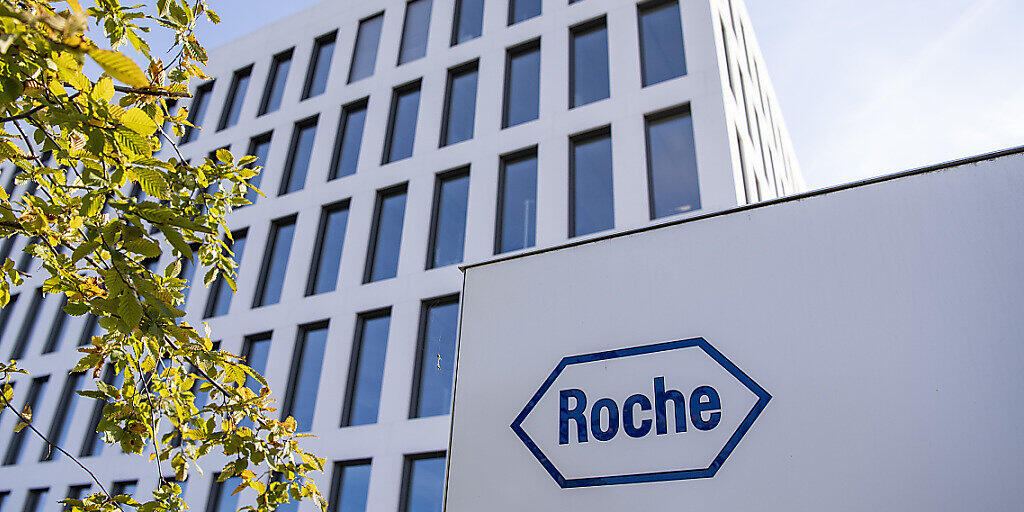 Roche hat die Bemühungen im Kampf gegen das Coronavirus um eine Kooperation erweitert. Der Basler Pharmakonzern spannt mit der US-Firma Atea Pharmaceuticals zusammen. (Archivbild) Roche hat die Bemühungen im Kampf gegen das Coronavirus um eine Kooperation erweitert. Der Basler Pharmakonzern spannt mit der US-Firma Atea Pharmaceuticals zusammen. (Archivbild)