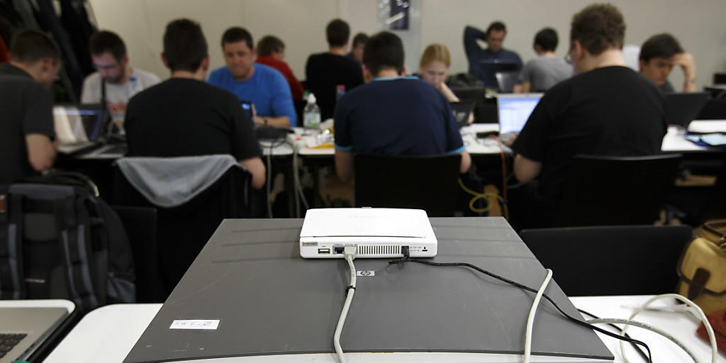Angriffe willkommen: Das US-Verteidigungsministerium will sein Sicherheitssystem von Hackern testen lassen. (Symbolbild)