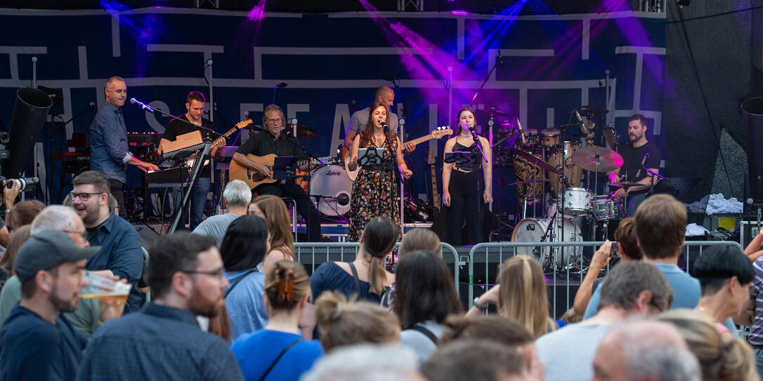 20220724 Vaduz Soundz: Abschluss mit The Peps und Stefanie Heinzmann, Vaduz