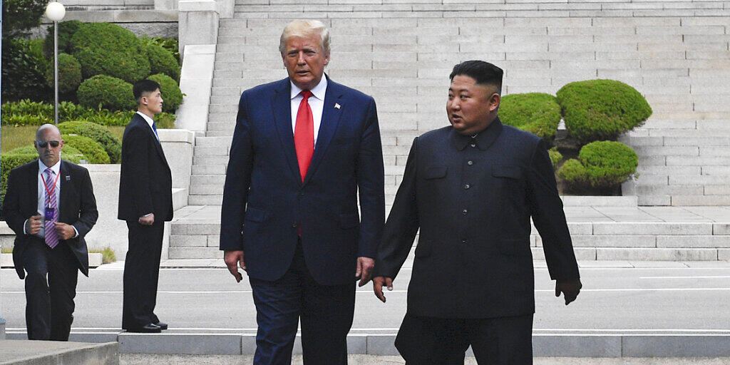 Das Gesprächsklima zwischen US-Präsident Donald Trump und dem Diktator Nordkoreas Kim Jung Un scheint sich abzukühlen - Nordkorea erklärte am Samstag die Verhandlungen über eine Denuklearisierung des Landes für beendet. (Archivbild)