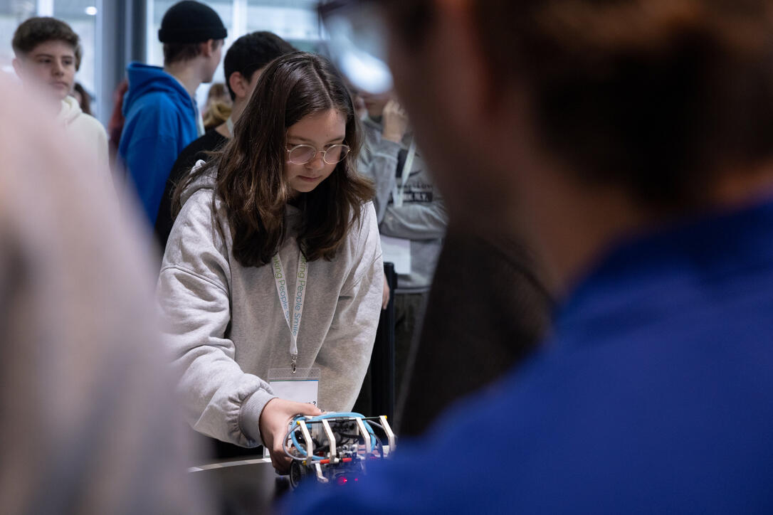 Robo-League bei der Ivoclar in Schaan