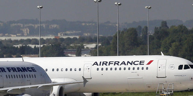Maschinen der Air France am Montag auf dem Pariser Flughafen Orly