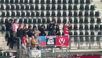 Vaduzer laufen im AFAS-Stadion ein