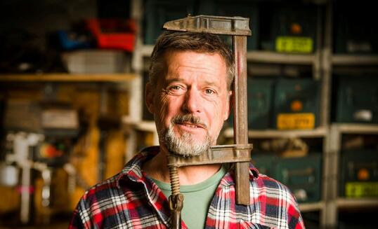 Uli Boettcher: Herr der Zwinge