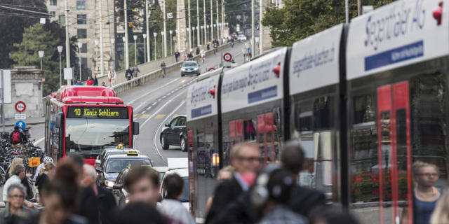 Die Buslinie 10 wird nicht auf Trambetrieb umgestellt (Archiv)