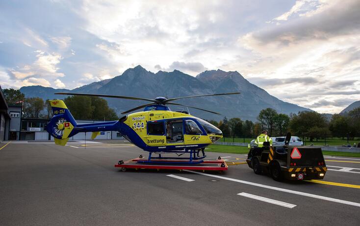 201901019 Reportage - Eine Schicht mit der Ap3 Luftrettung, Balzers