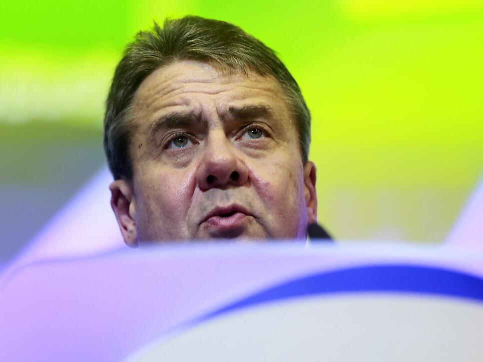 Trotz eher schlechten Vorzeichen optimistisch, was das Zustandekommen einer so genannten GroKo, einer grossen deutschen Regierungskoalition aus SPD, CDU und CSU angeht: der frühere SPD-Parteichef und derzeitige Aussenminister Sigmar Gabriel (in einer Aufnahme vom 8. Januar 2017).