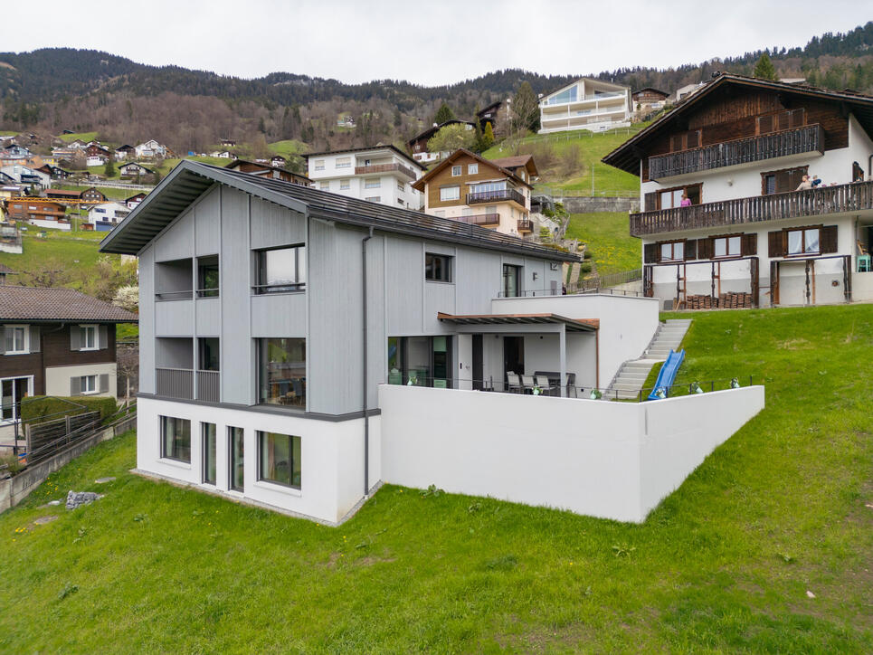 B+W  Haus in Triesenberg