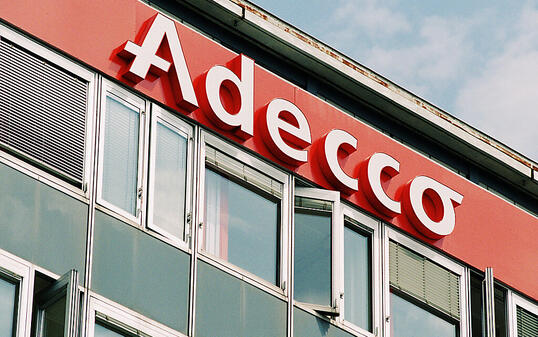 Adecco bleibt auf Erholungskurs und setzt sich neue Mittelfristziele. (Archiv)