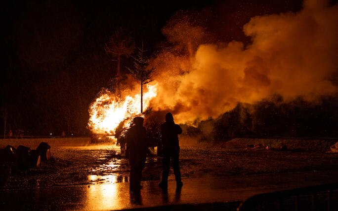 Funken Triesen mit Fackelumzug