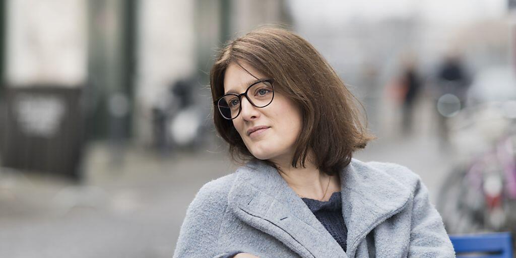 Musste einen neuen Blick auf ihre eigenen Eltern finden, um wieder in ihre Rolle als Regisseurin schlüpfen zu können: Fanny Bräuning an den Solothurner Filmtagen. (KEYSTONE/Alessandro della Valle)
