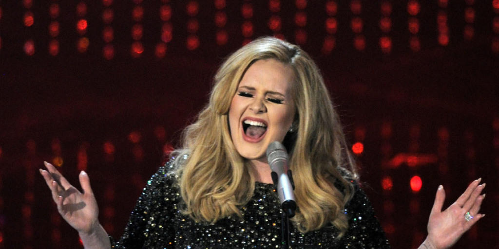 "Hello" hätte der einzige Vorabgruss sein sollen: Doch nun waren kurzzeitig auch weitere Songs des am Freitag erscheinenden Adele-Albums "25" im Netz zu hören (Archiv).