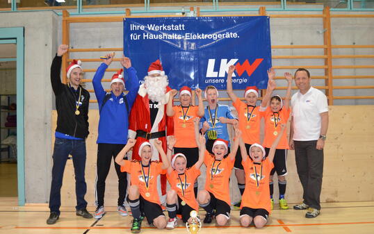 17. LKW-Nikolaus-Junioren-Hallenfussballturnier 2015