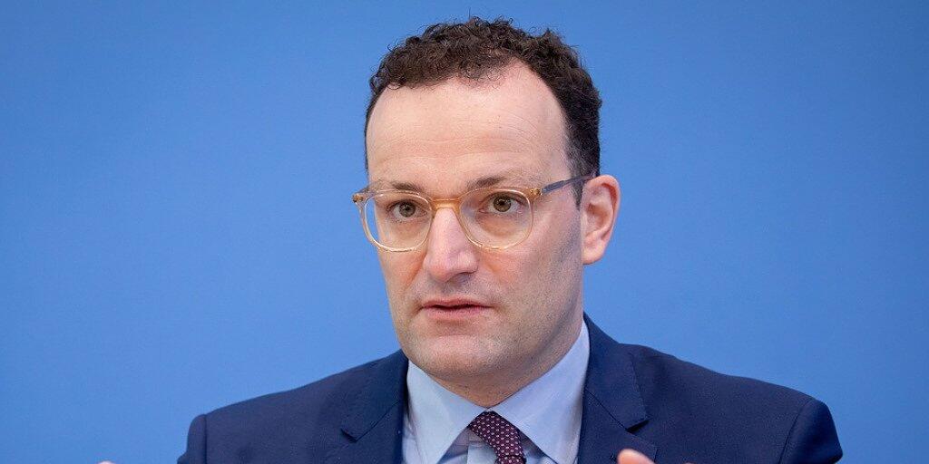Der deutsche Gesundheitsminister Jens Spahn will die Masern-Impfpflicht in Deutschland einführen. Sie soll ab März 2020 gelten. Der deutsche Gesundheitsminister Jens Spahn will die Masern-Impfpflicht in Deutschland einführen. Sie soll ab März 2020 gelten.
