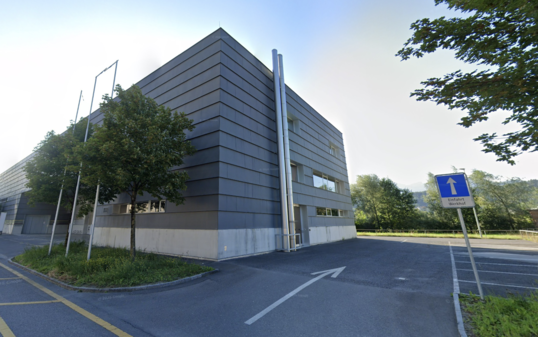 Hinter dem Geb&auml;ude der Freiwilligen Feuerwehr Mauren h&auml;tte die neue Gr&uuml;ngut- und Wertstoffsammelstelle umgesetzt werden sollen. In einer schriftlichen Stellungnahme bef&uuml;rchtet die Maurer Feuerwehr jedoch grosses Konfliktpotenzial.