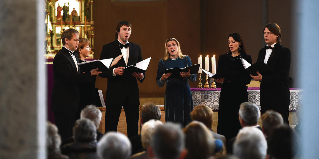 Russische Chormusik mit Lyra, Vokalensemble aus St. Petersburg, Russische Chormusik mit Lyra, Vokalensemble aus St. Petersburg,