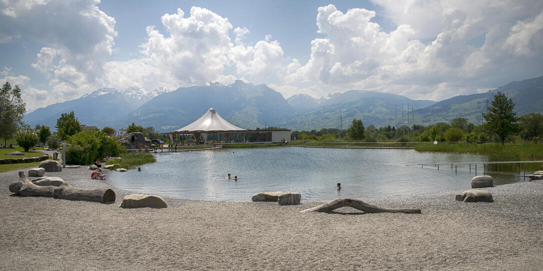 Badesee Grossabünt in Gamprin