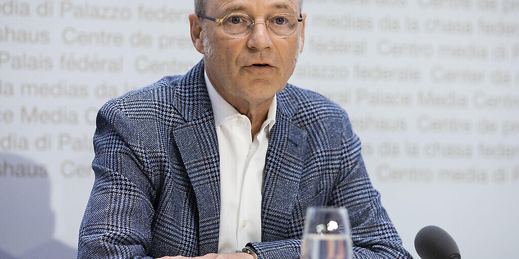 Der oberste Polizist der Schweiz, Stefan Blättler, hat Rassismusvorwürfe gegen die Schweizer Polizei und Milde bei der Auslegung von Coronavirus-Regeln zurückgewiesen. (Archivbild)