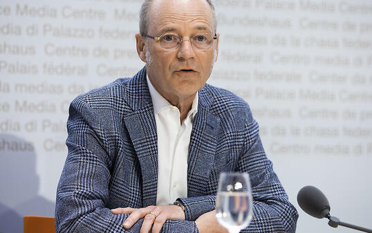Der oberste Polizist der Schweiz, Stefan Blättler, hat Rassismusvorwürfe gegen die Schweizer Polizei und Milde bei der Auslegung von Coronavirus-Regeln zurückgewiesen. (Archivbild)