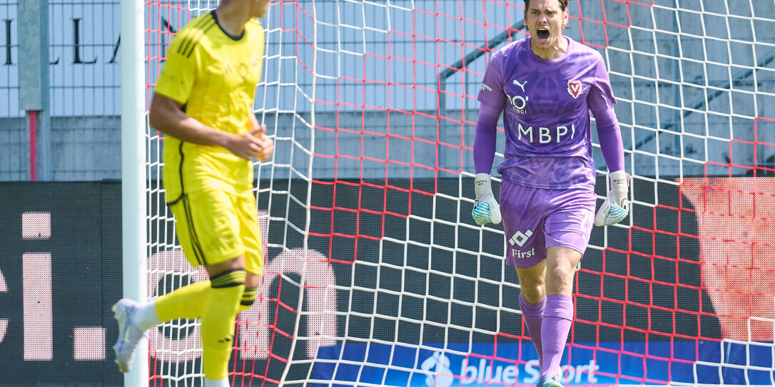 Leon Schaffran (r.) zeigt sich in dieser Saison in einer starken Form und sichert dem FCV immer wieder den Rückhalt.