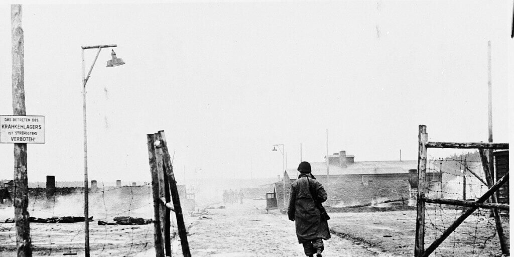 Es gibt immer weniger Zeitzeugen, die aus eigener Erfahrung über den Holocaust sprechen können. Das Jüdische Museum Hohenems A thematisiert dies in einer neuen Ausstellung.