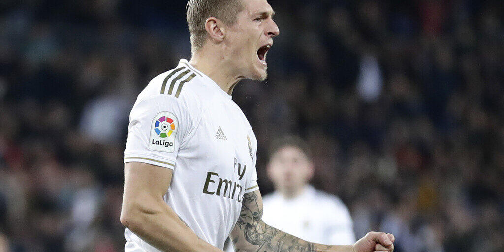 "Jeder ist aufgefordert zu helfen, wo es nötig ist", sagt Toni Kroos, Mittelfeldspieler von Real Madrid