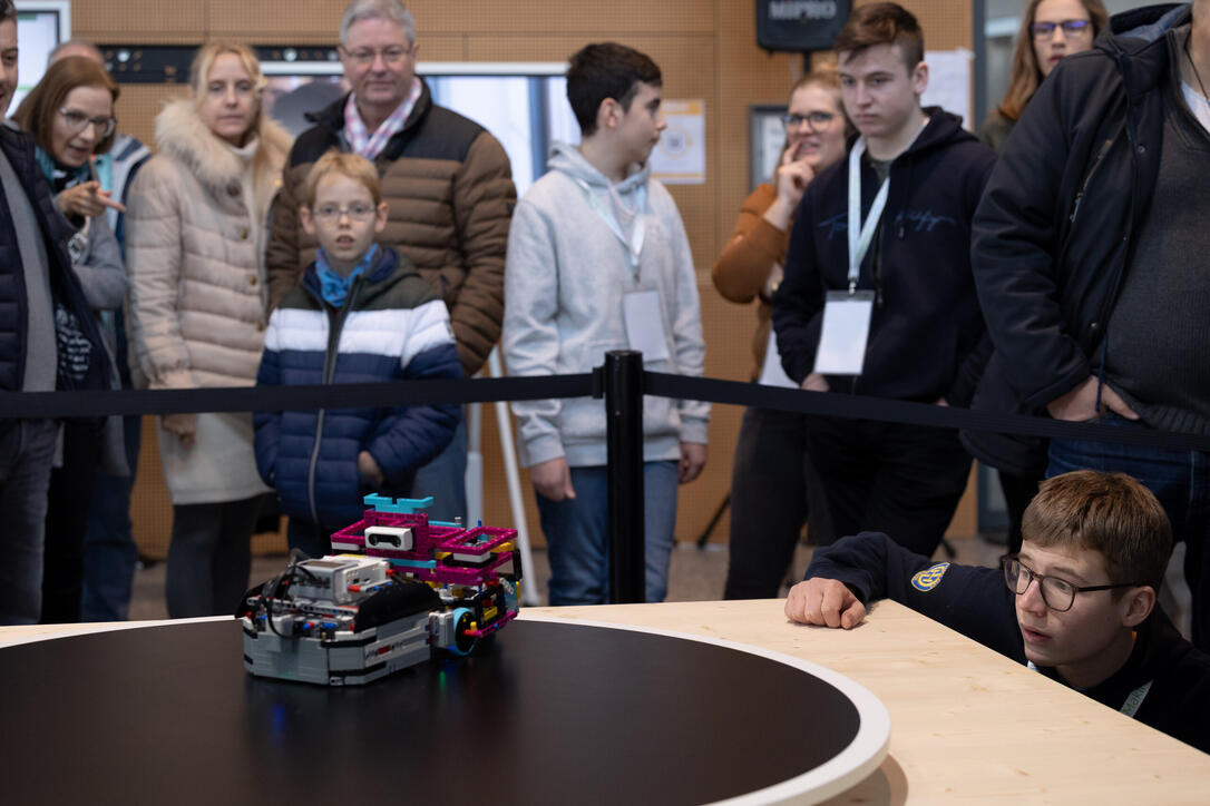 Robo-League bei der Ivoclar in Schaan