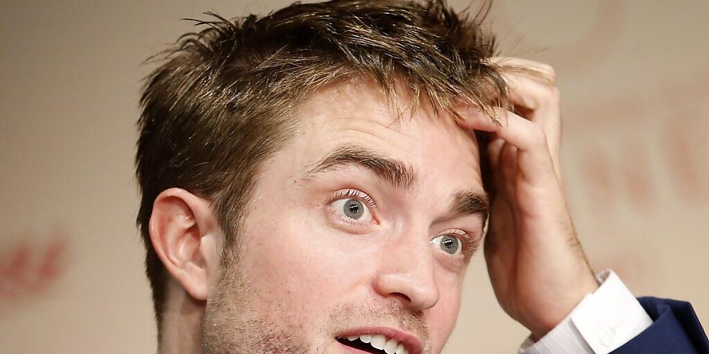 Der 33-jährige Schauspieler Robert Pattinson soll der neue Darsteller von "Batman" werden. (Archivbild) Der 33-jährige Schauspieler Robert Pattinson soll der neue Darsteller von "Batman" werden. (Archivbild)