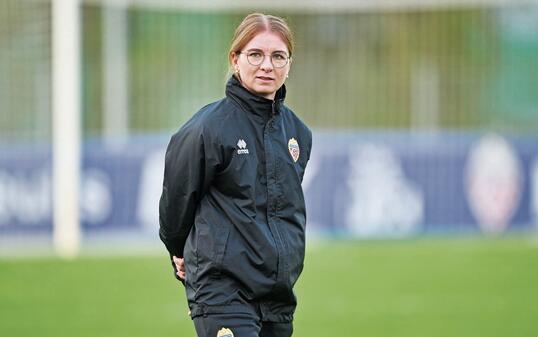 In den ersten Duellen im neuen Jahr kann Trainerin Adrienne Krysl auf 22 Spielerinnen zur&uuml;ckgreifen.