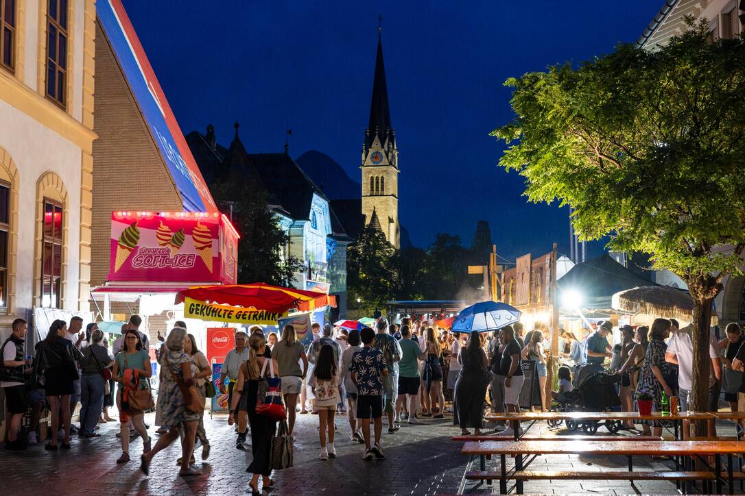 Staatsfeiertag 2026 Volksfest mit Abendprogramm