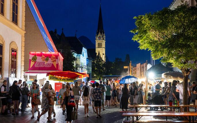 Staatsfeiertag 2026 Volksfest mit Abendprogramm
