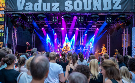 Festivalauftakt Vaduz Soundz mit Bastian Baker
