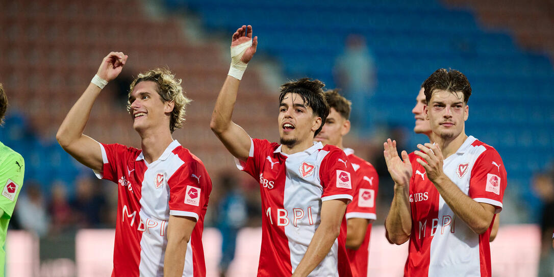 Sie sorgten beim jüngsten Markwert-Update für die grössten Zuwächse des FC Vaduz: Die beiden Offensivkräfte Juan Cabrera (l.) und Lutfi Dalipi (m.).
