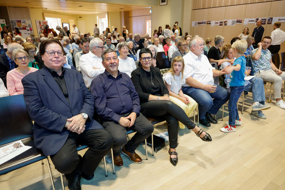 Jubil&auml;umskonzert des Young Unlimited Chors im Gemeindesaal von Mauren.