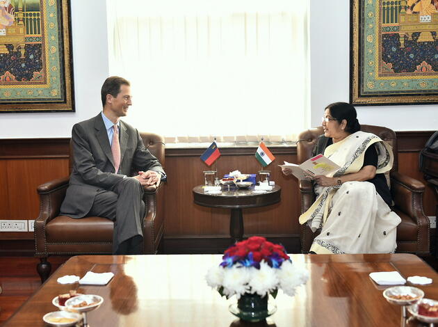 S.D. Erbprinz Alois von Liechtenstein und Sushma Swaraj, Aussenministerin Indiens S.D. Erbprinz Alois von Liechtenstein und Sushma Swaraj, Aussenministerin Indiens