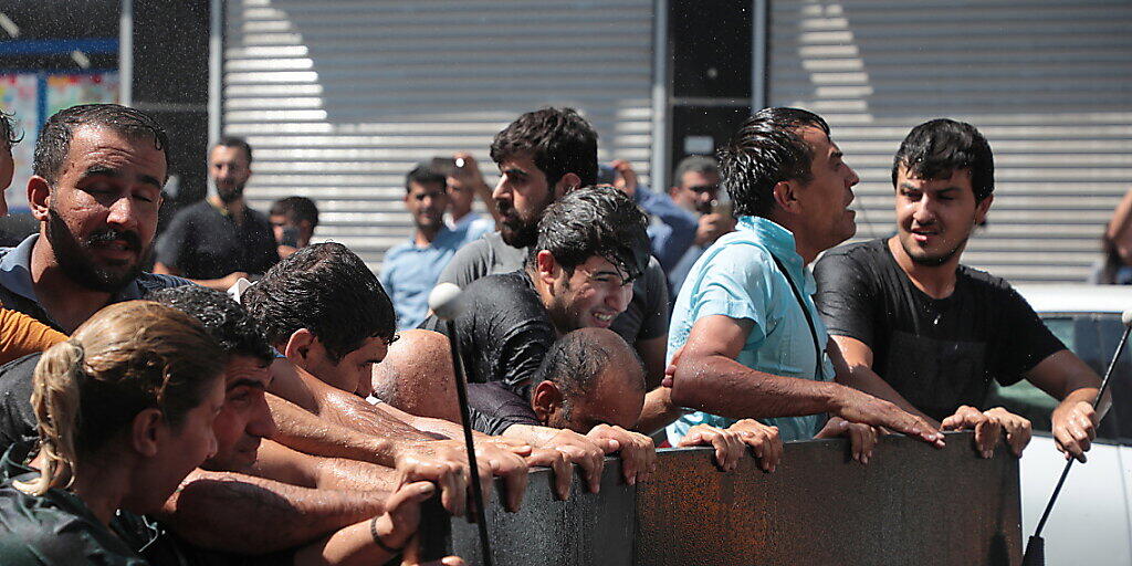 Protestdemonstration in der südosttürkischen Kurdenmetropole Diyarbakir.