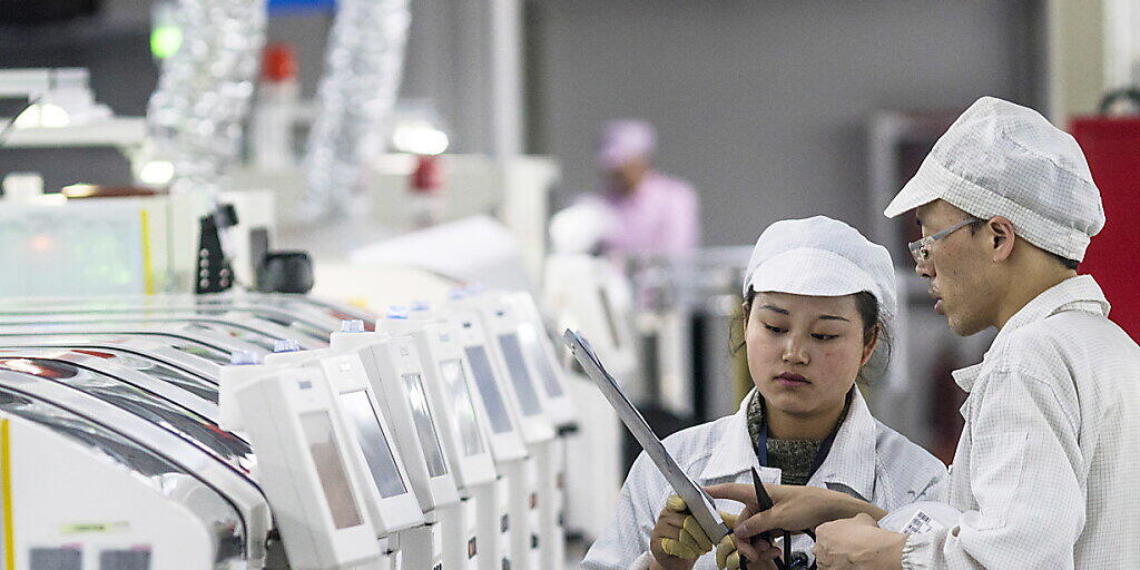 Zu viel Arbeit auf Zeit: Apple bestätigte, dass beim chinesischen Zulieferer Foxconn Standards nicht eingehalten wurden. (Archivbild)