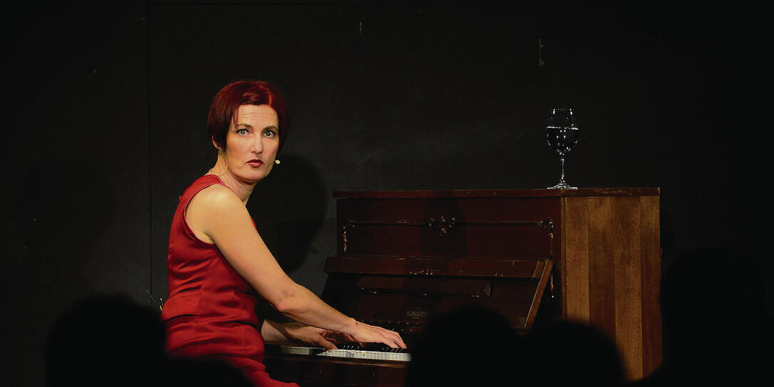 Spotlights von Esther Hasler im Schloesslekeller Spotlights von Esther Hasler im Schloesslekeller
