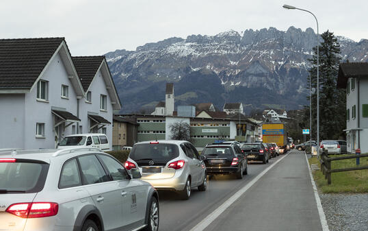 Stau Eschner Strasse, Eschen / Bendern