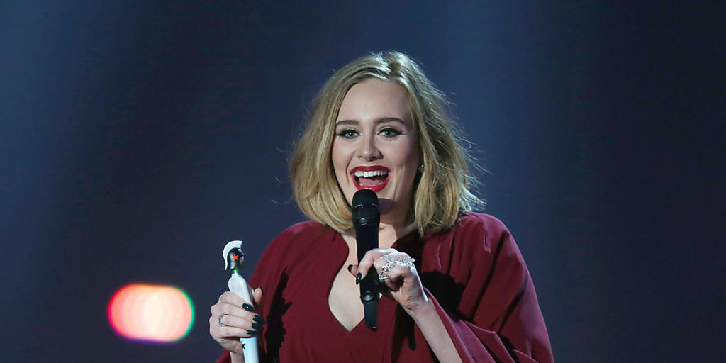 Gewinnt Preise am Laufmeter: Die Britin Adele könnte auch an der Echo-Preisverleihung abräumen (Bild der Brit Awards im Februar)
