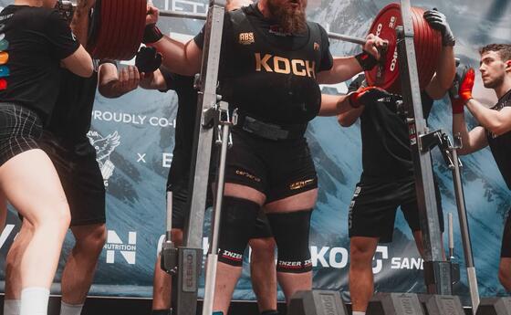 Bei den Kniebeugen schaffte Sean Koch ph&auml;nomenale 400 Kilogramm.