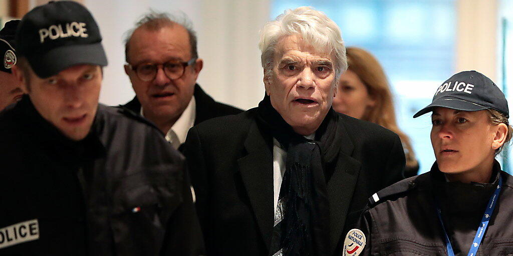 Der französische Geschäftsmann Bernard Tapie ist in der Adida-Affäre freigesprochen worden. (Archiv)